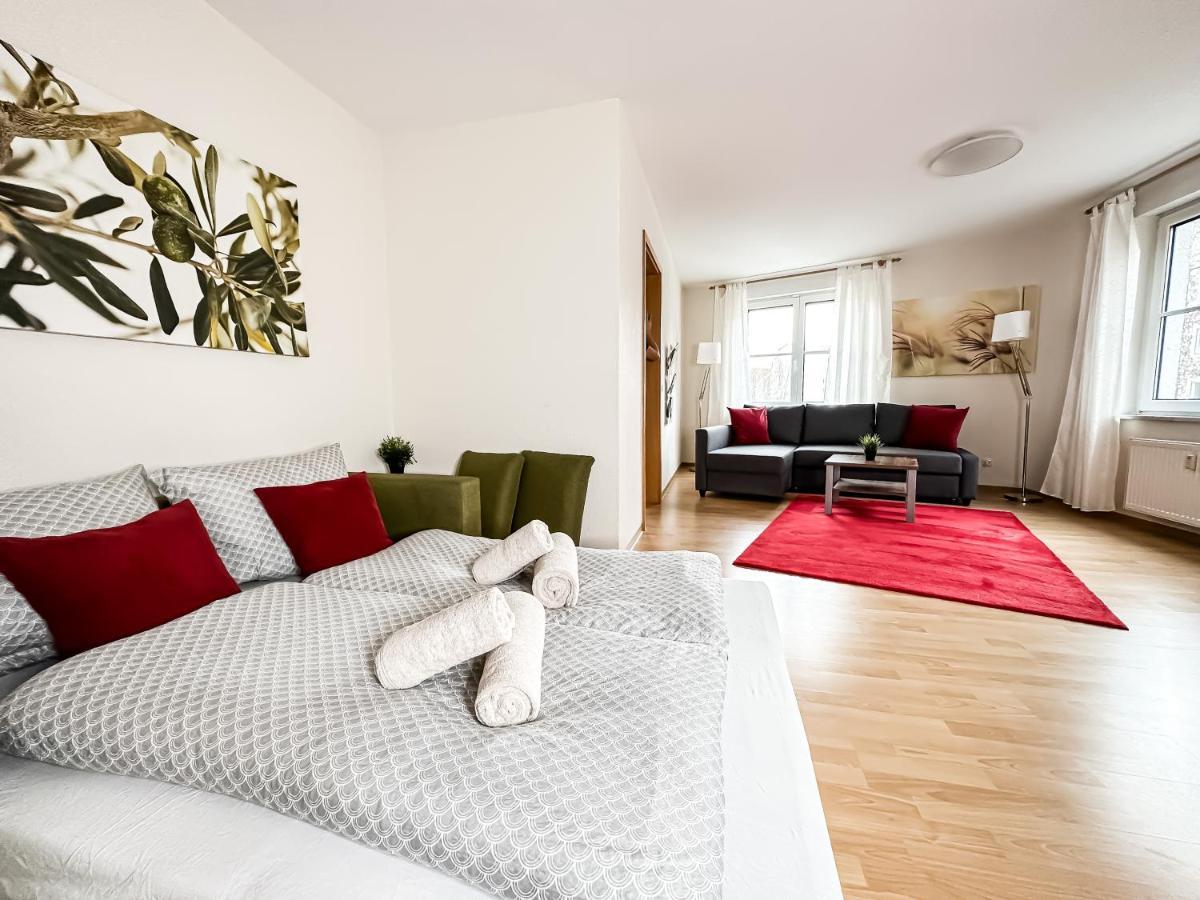 Ambiente-Wohnung - Zentrum Und Park In 5 Minuten Zu Fuss - Parkplatz - Netflix Leipzig Bagian luar foto